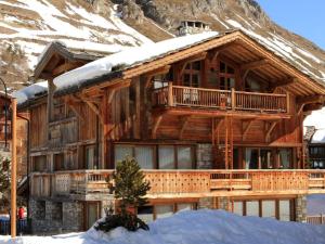 Appartements Duplex 3 Pieces avec Cheminee, Terrasse et Proche Pistes et Commerces a Val-d'Isere - FR-1-694-217 : photos des chambres