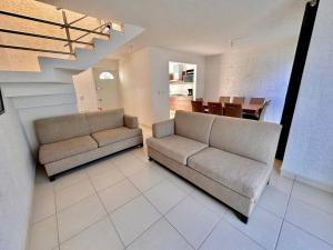 Casa con Alberca Privada