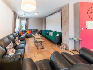 Family Home, Kicker, Sunset Views