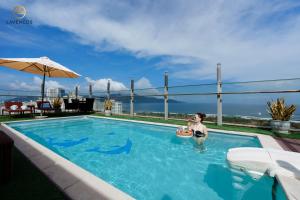 Lavencos Hotel Da Nang Sea View - Free Swimming Pool & Sauna