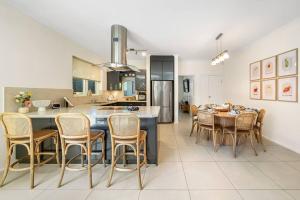 Petal and Bloom - 3BR Family CBD