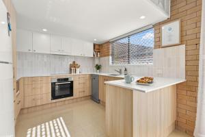 Samos by Experience Jervis Bay