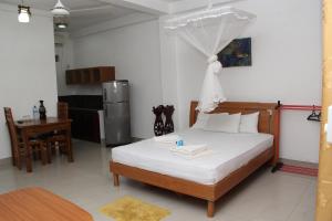 Shanith Guesthouse Negombo , beach road