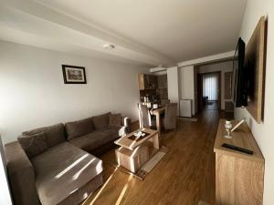 Gondola DJM Todorović 13