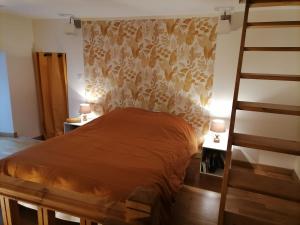 Maisons de vacances Le Relais de Garabit : Maison 2 Chambres
