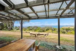 'Clifftop Cocoon' Swing into Scenic Sea Views - Woolamai