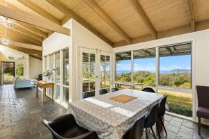 Clifftop Cocoon SwingScenic Sea Views