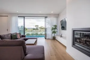 Sunset Marina - An Architectural Gem by the Beach - Balnarring