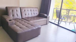 Mae Phim Holiday Escape Completely