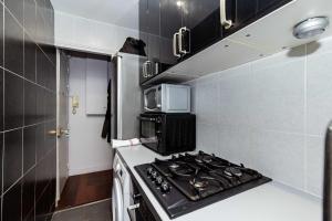 Cocoon and bright T1 In A Quiet Neighborhood