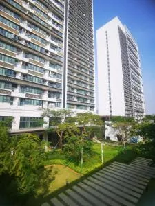 Royal Executive Apartment, Shenzhen World Exhibition & Convention Center, Nearby Shenzhen World North Metro St ation - باوان