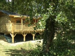 Campings Etangs du Moulin : photos des chambres