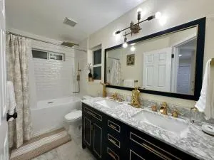 B12-Palace Villa-Central AC& modern - Bothell