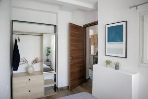 Aristotelous, two bedroom penthouse apartment