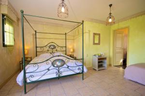 B&B / Chambres d'hotes Entre Vignes et Chateaux : photos des chambres