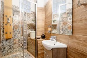 Brand New Modern Lux Apartment close to Historical Center!