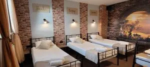 Hotel TIREST - Osieck