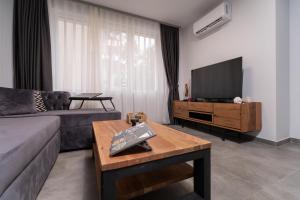 Chic 1BR Apartment with Balcony in Plovdiv