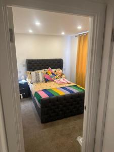 1 Bed Flat - Sleeps 2 - Pets - Garden - Parking