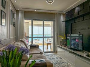 Otimo apto de frente para Praia do Boqueirao SP