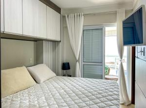 Otimo apto de frente para Praia do Boqueirao SP