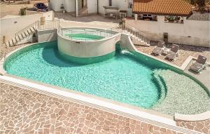 Lovely Apartment In Pula With Wifi
