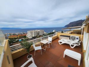 obrázek - Los Gigantes,huge terrace,sea view,air conditioning