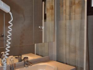 Spacieux appartement avec balcon et parking à Châtel, 4 couchages, Wifi inclus - FR-1-693-28