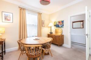 59 St Denys Road Gorgeous 2-Bed House Right in the Heart of York - Pass the Keys