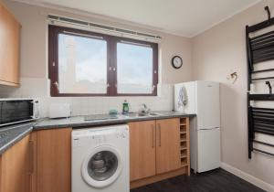 Logie Green Road Apartment