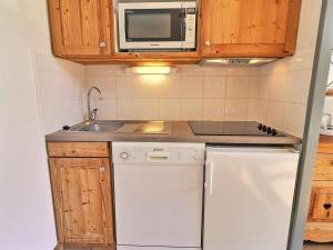 Appartements Location Appartement a La Tania - 2 Pieces, 4 Pers, Ski aux Pieds, Proche Commerces - FR-1-182A-33 : photos des chambres