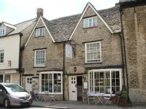 布伦海姆巴特利酒店 - 基德灵顿