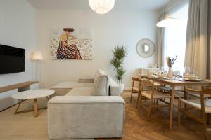 Chic 94m2 apartment with a king-size bed