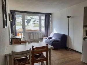 Joli T2 au pied des pistes, parking couvert, wifi - La Mongie