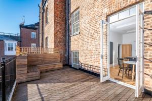 59 Blossom Street Luxurious, Central Duplex in York with Parking - Pass the Keys