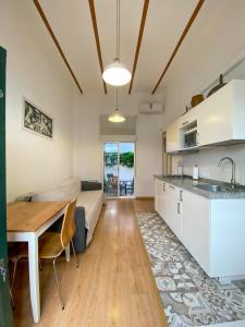 One-Bedroom Apartment with Garden View room in Apartamentos Fernando El Catolico