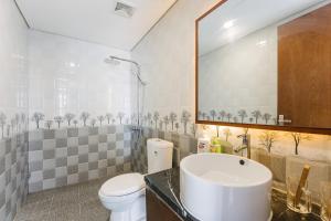 Hanoi Westlake Homestay in DLe Roi Soleil Building