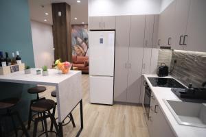 Caravin Wanderhome Nea Ionia, 5 min from Metro station