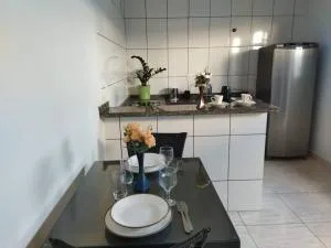 Kitnet 2 - próximo ao centro de Jacareí - جاكاري