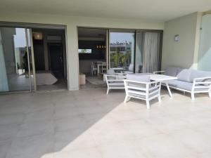 Lightoasis Oasis Mar 3