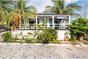 La Bocana Surf House