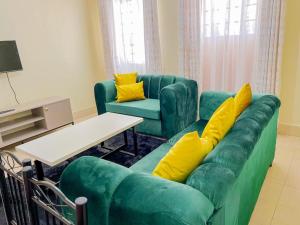 Cabre Apartments - Vibrant Haven