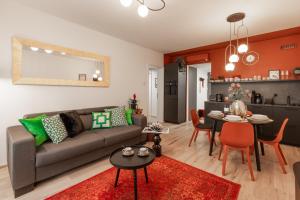 Chill in Oriental Splendour