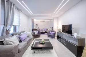 Luminous Luxury House