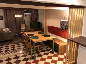 Maisons de vacances L'Echoppe en ville : Maison 2 Chambres