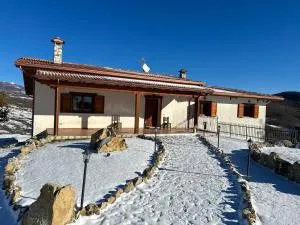 Il Castello - Rocca Cinquemiglia