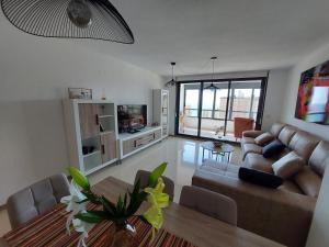 Las Marinas 8o con Vistas al Mar y Piscina by Vero