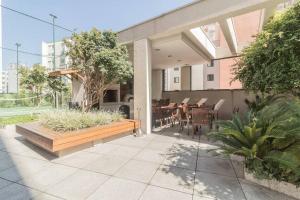 Flat surpreendente 4 pessoas em condomínio moderno 02 suites climatizados