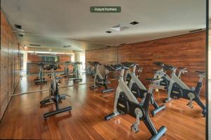 Luxury 2BR Condo in Marina - Pool - Zen Rooftop