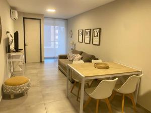 Departamento -Cata- Pleno General Paz, cerca de Sanatorios, Terminal de omnibus y Nueva Cordoba, BY Apartcba